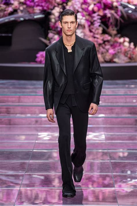 versace runway men|versace runway models.